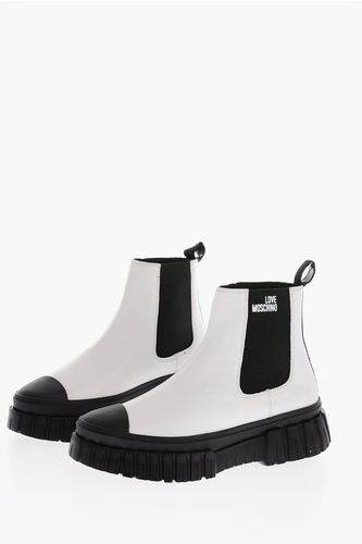 LOVE Two Tone Leather Chelsea Boots With Track Sole Größe 37 - Moschino - Modalova
