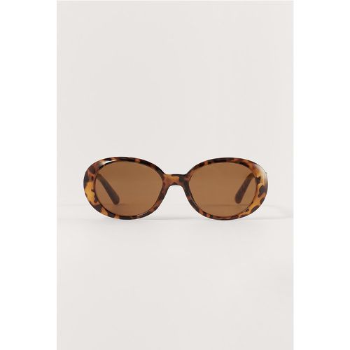 Runde Sonnenbrille - Brown - NA-KD Accessories - Modalova